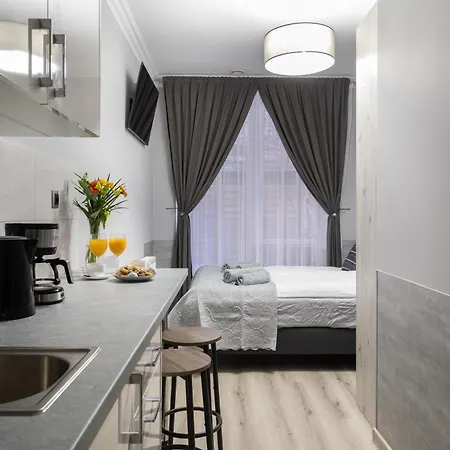 Dolce Vita Elegant Apartments-3